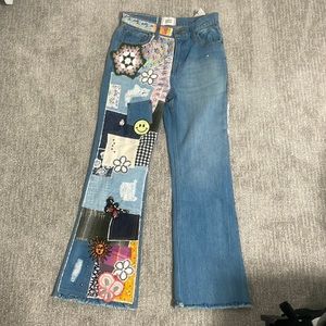 Urban Outfitters size 28 denim medi jeans
